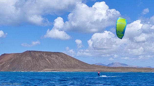 2 sessions de kitesurf avec moniteur pour votre séjour découverte aux Canaries